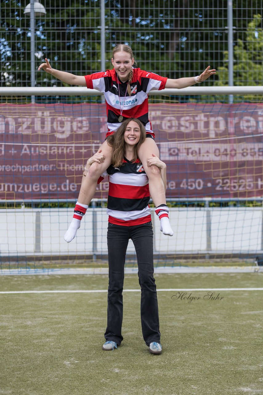Bild 252 - wCJ Ballfreunde Pokal Finale  Altona 93 - Eimsbuetteler TV : Ergebnis: 0:2